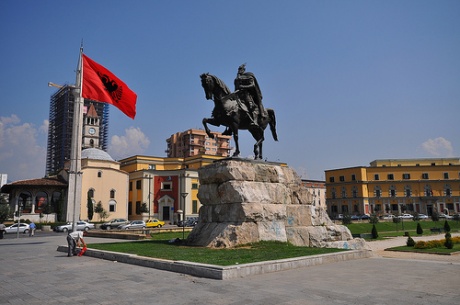 tirana4